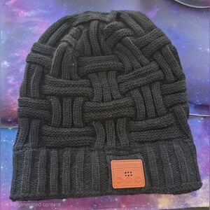 Black Knit Bluetooth Beanie